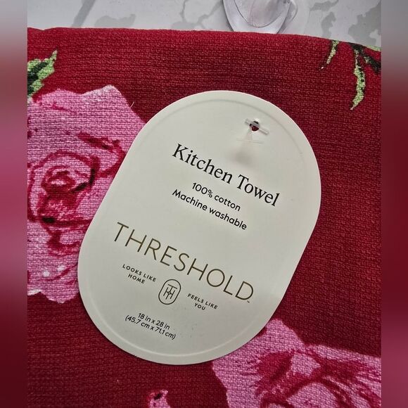 Nwt Threshold Target Spring Summer Roses Table Runner and Kitchen Towel Set - Picture 6 of 13